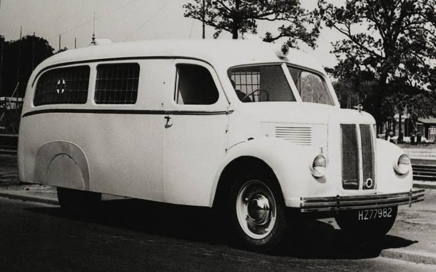 Austin K2/Y Ambulance by Visser '1948